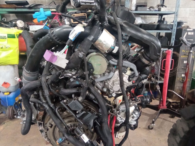 Recambio de motor completo para renault trafic referencia OEM IAM M9RV7  