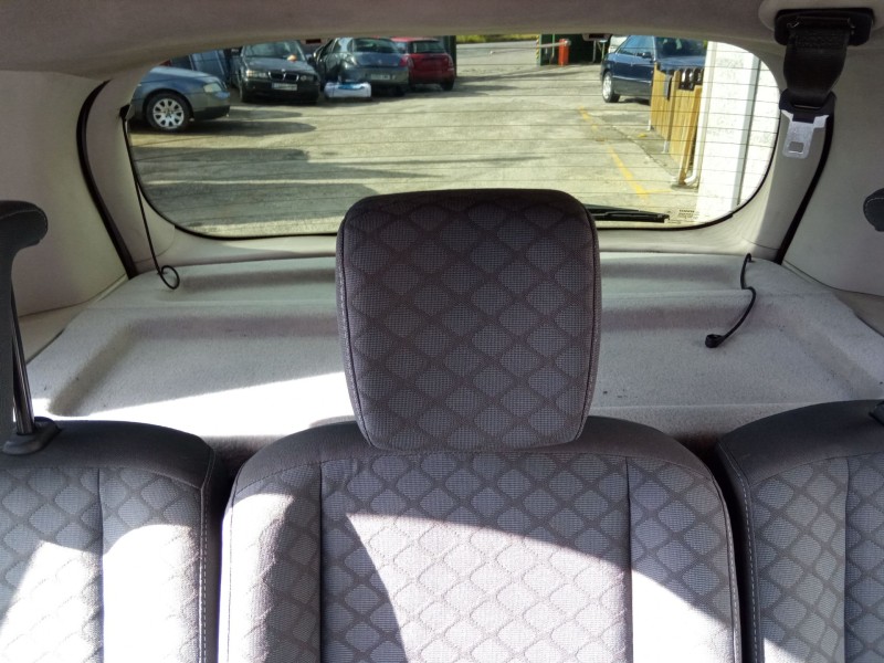 renault scenic del año 2010