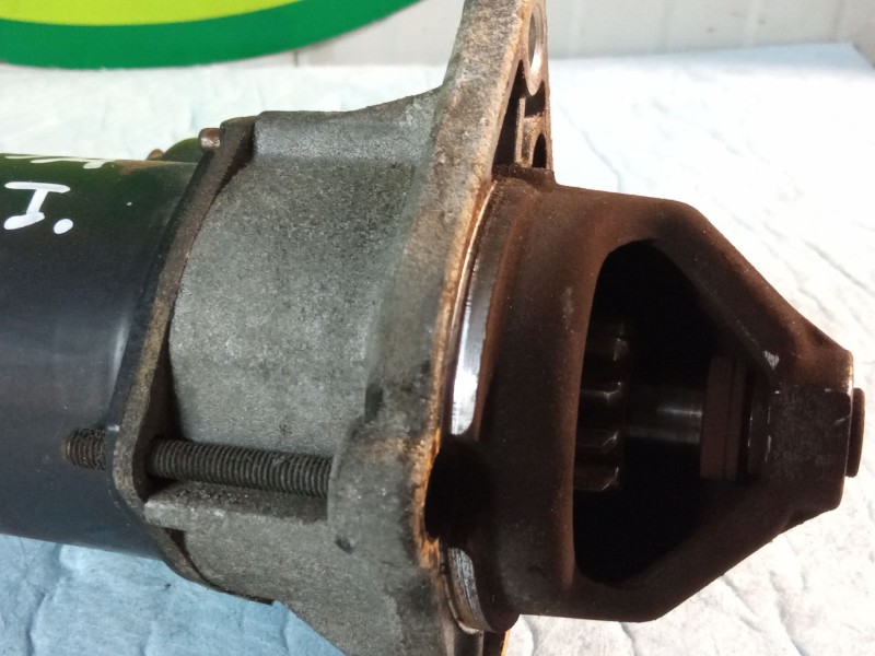 Recambio de motor arranque para opel corsa referencia OEM IAM 09130838  