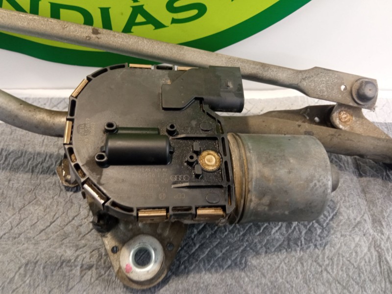 Recambio de motor limpiaparabrisas delantero para audi a6 referencia OEM IAM 4f19551190390241771  