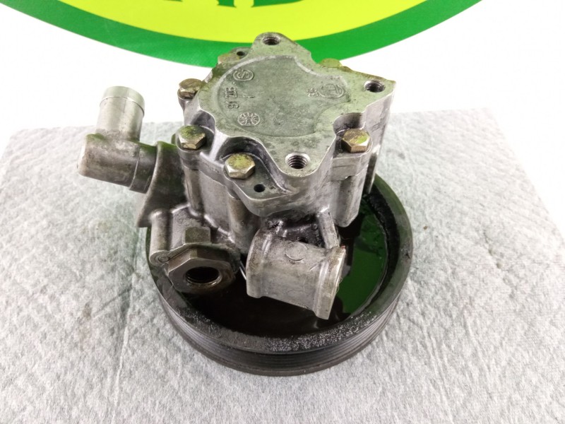 Recambio de bomba dirección mecánica para mercedes-benz 220 220ce referencia OEM IAM   