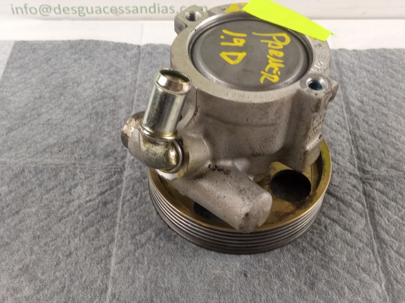 Recambio de bomba dirección mecánica para peugeot partner referencia OEM IAM   