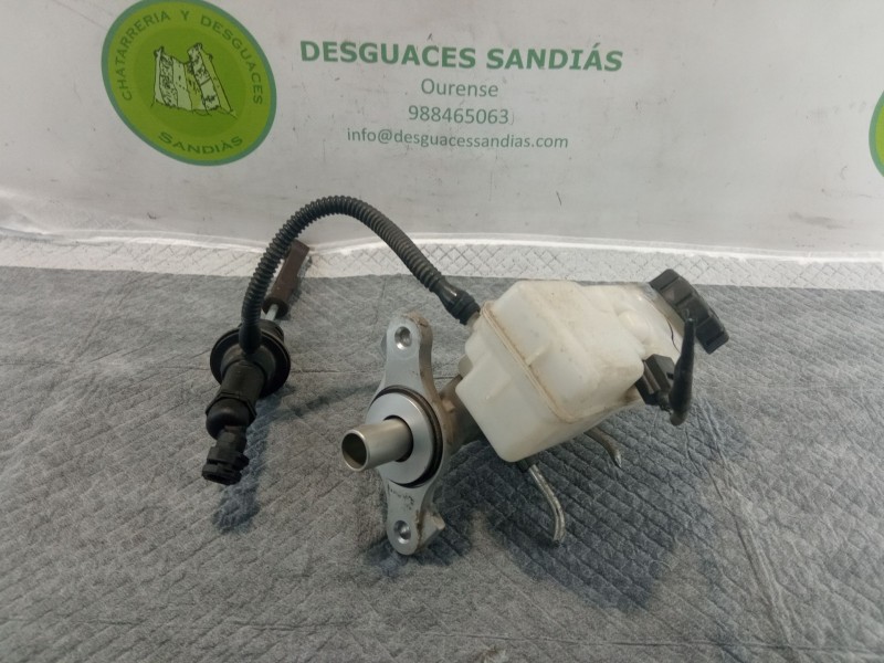 Recambio de bomba freno para dacia sandero referencia OEM IAM   