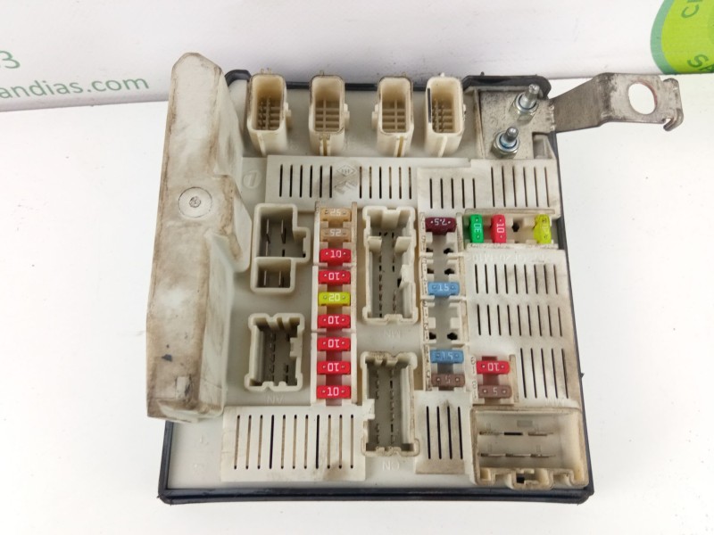 Recambio de centralita relés para renault megane referencia OEM IAM   
