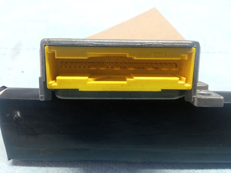 Recambio de centralita airbag para mercedes-benz a 170 cdi referencia OEM IAM 0018203126  
