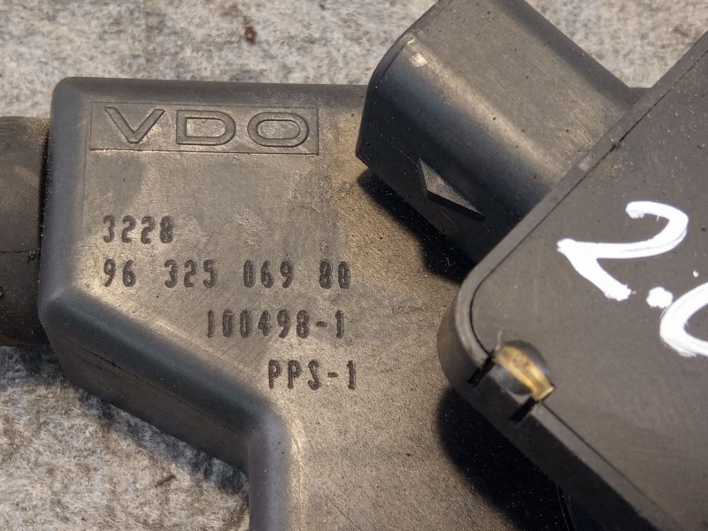 Recambio de potenciometro pedal para peugeot 406 referencia OEM IAM 9632506980  