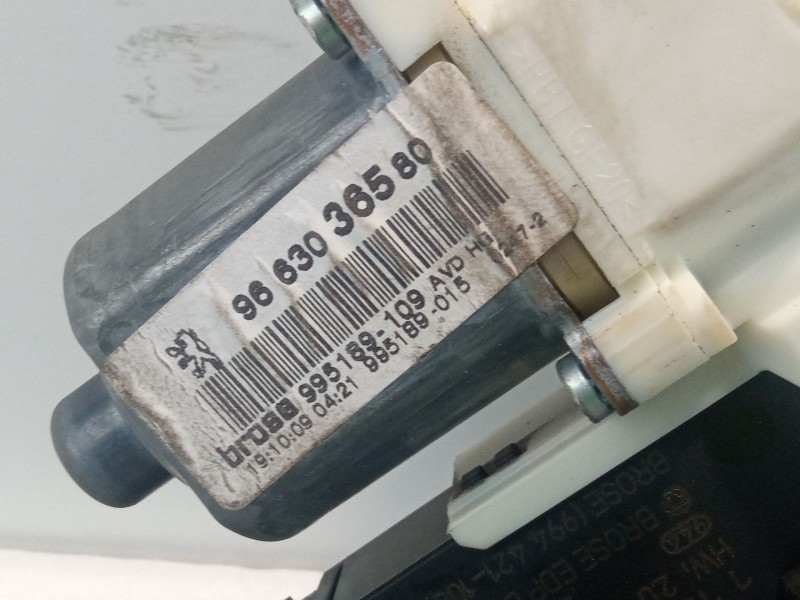 Recambio de elevalunas delantero derecho para peugeot 407 referencia OEM IAM Motor9663036580  