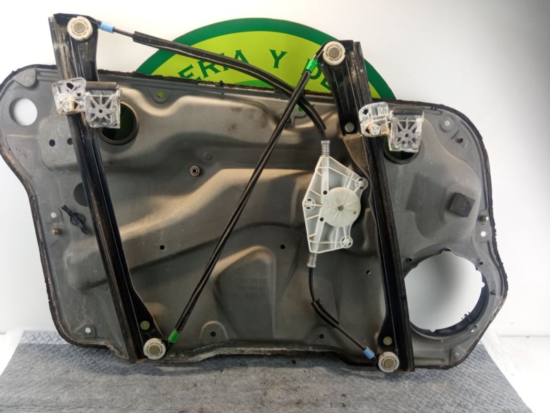 Recambio de elevalunas delantero derecho para volkswagen golf referencia OEM IAM   