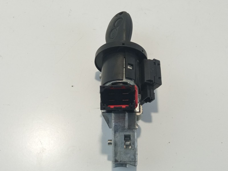 Recambio de antirrobo para renault clio referencia OEM IAM 8200214173 21673884 