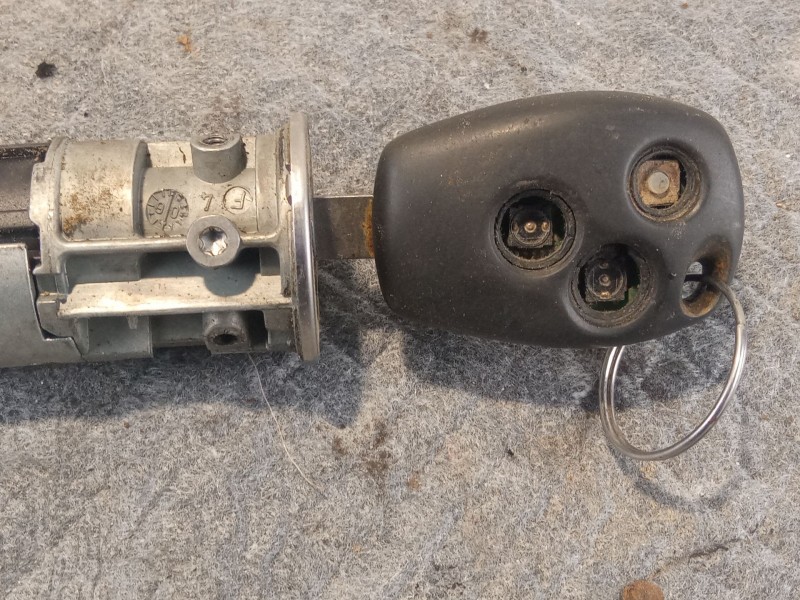 Recambio de antirrobo para nissan primastar referencia OEM IAM   