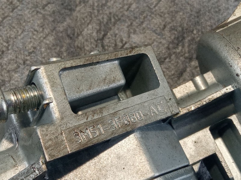 Recambio de antirrobo para ford focus referencia OEM IAM 3M51-3F880-AC  