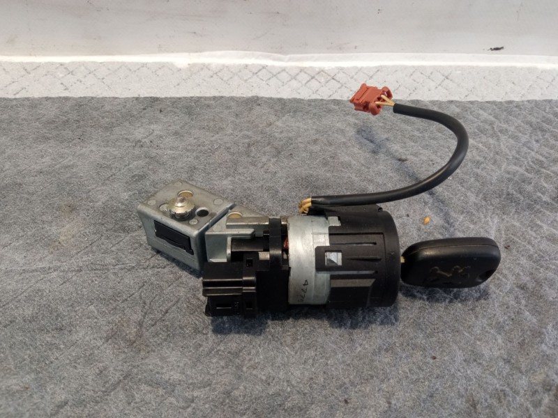 Recambio de conmutador de arraque para peugeot 307 referencia OEM IAM 964844518036353100  
