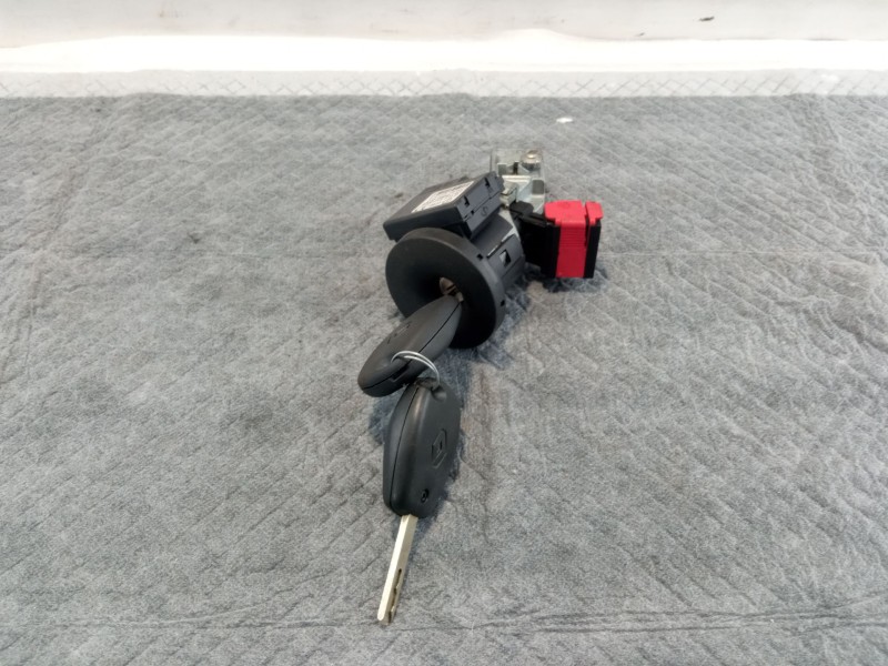 Recambio de antirrobo para renault clio referencia OEM IAM 8200214173  