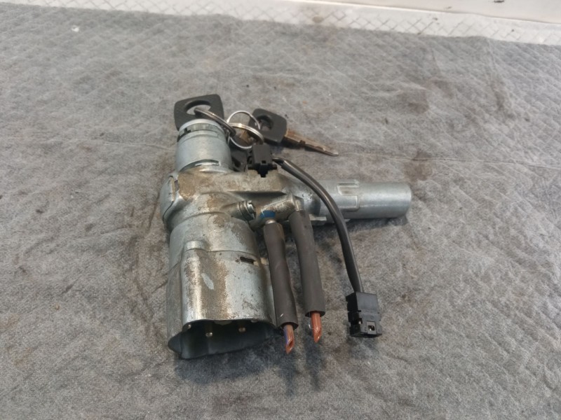 Recambio de antirrobo/llave contacto para mercedes-benz 200 200d referencia OEM IAM   