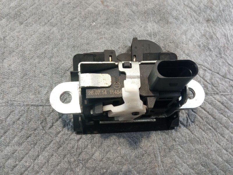 Recambio de cerradura maletero / porton para seat altea referencia OEM IAM 5P8827505B  