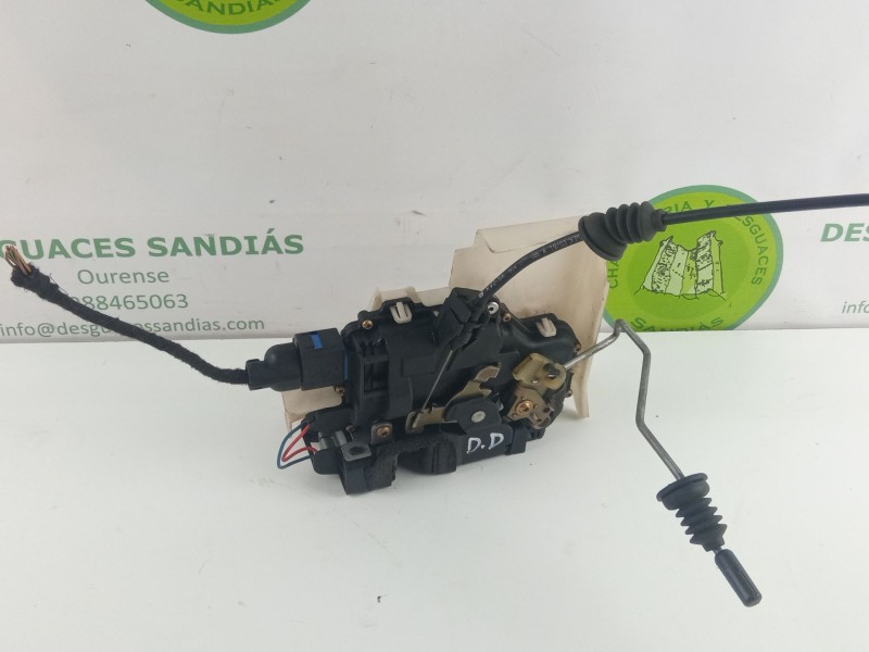 Recambio de cerradura puerta delantera derecha para volkswagen polo referencia OEM IAM   