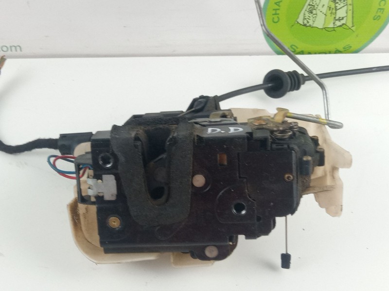 Recambio de cerradura puerta delantera derecha para volkswagen polo referencia OEM IAM   