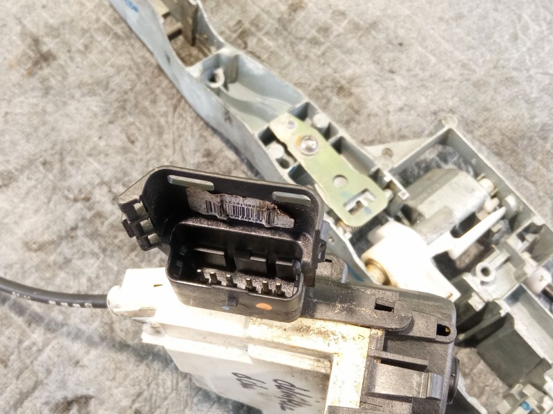 Recambio de cerradura puerta delantera derecha para peugeot 308 referencia OEM IAM   