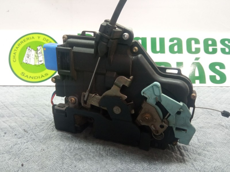 Recambio de cerradura puerta delantera derecha para seat altea referencia OEM IAM   