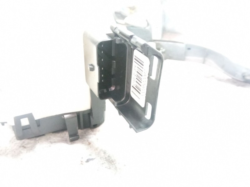 Recambio de cerradura puerta delantera derecha para peugeot partner referencia OEM IAM   