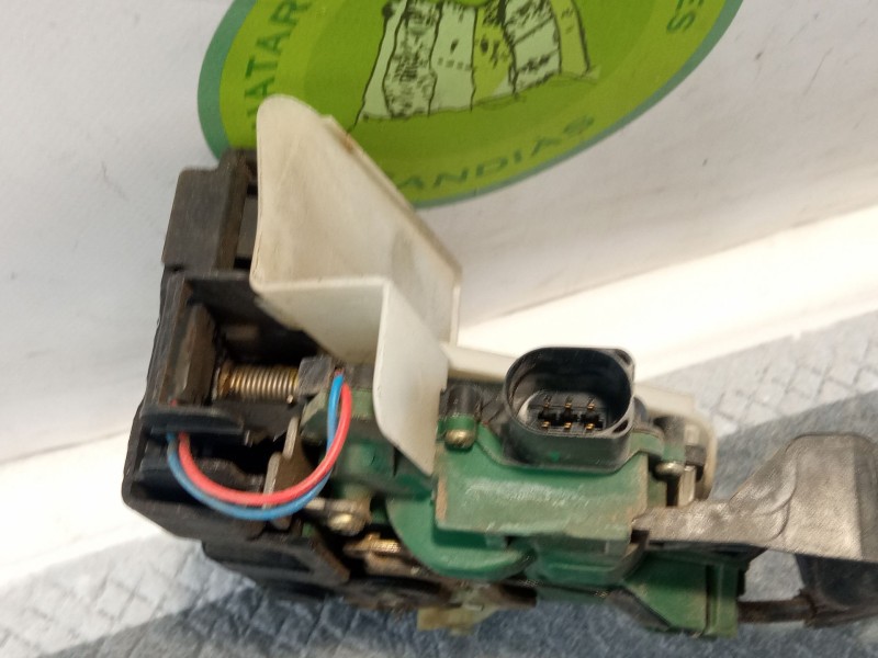 Recambio de cerradura puerta trasera derecha para volkswagen passat referencia OEM IAM   