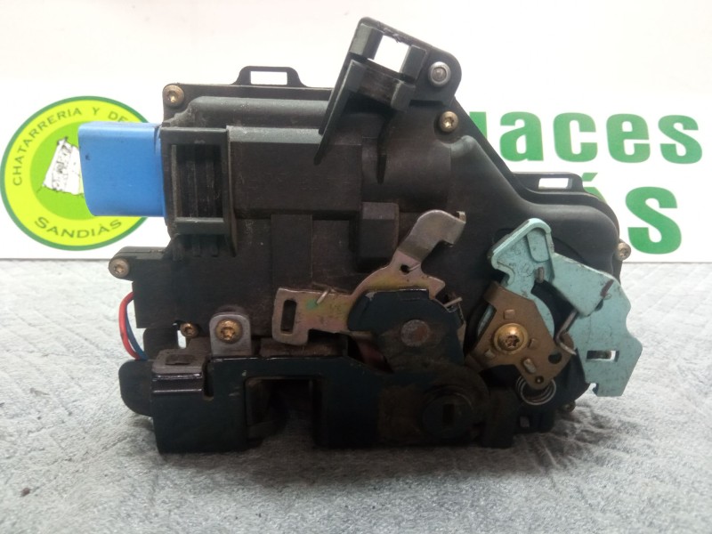 Recambio de cerradura puerta trasera derecha para seat altea referencia OEM IAM   