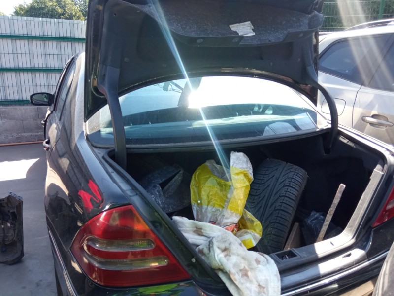 mercedes-benz c220 del año 2000