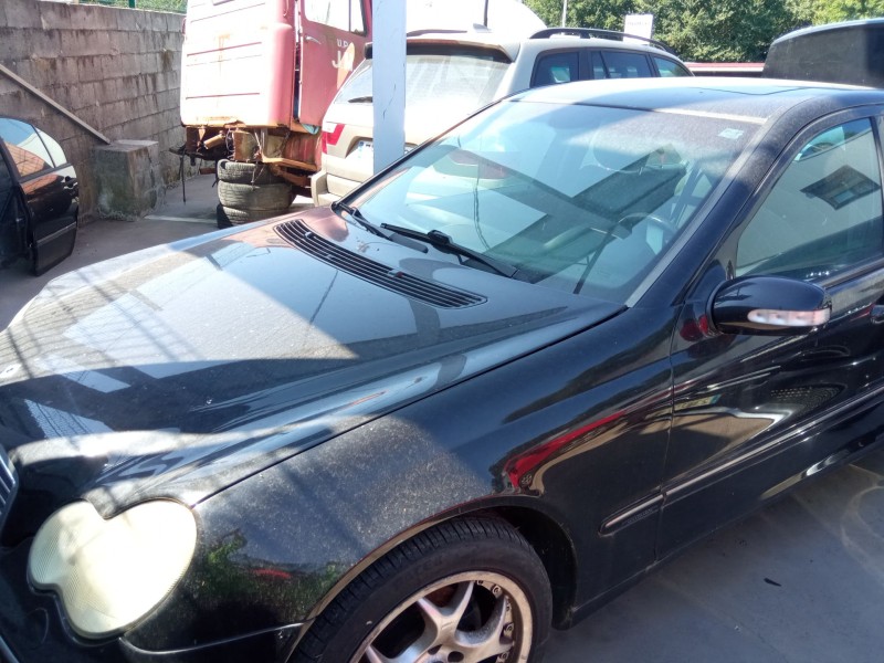 mercedes-benz c220 del año 2000
