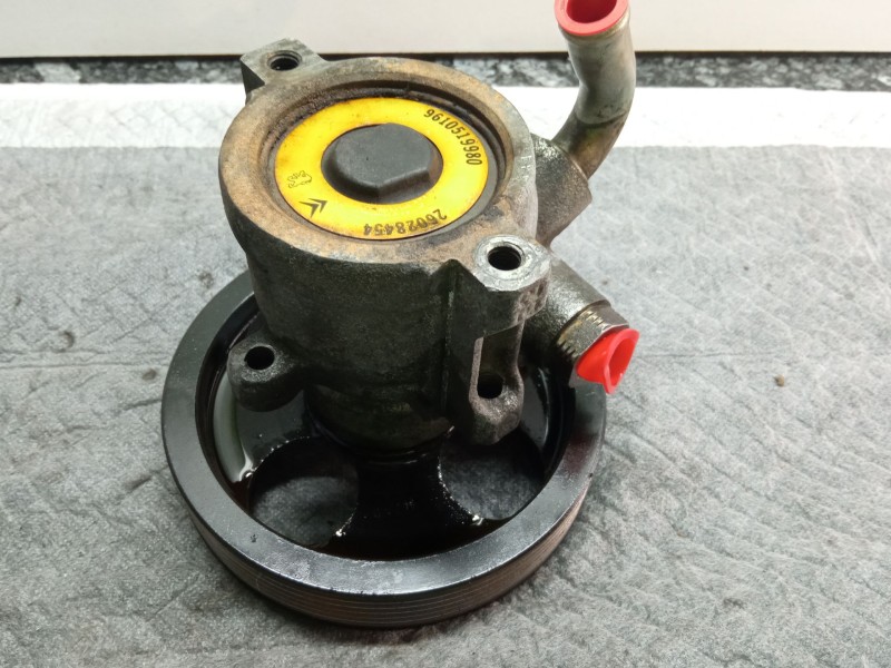 Recambio de bomba dirección mecánica para citroën zx referencia OEM IAM 9610519980  