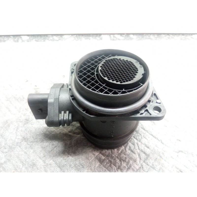 Recambio de caudalimetro para audi a3 referencia OEM IAM 038906461B  