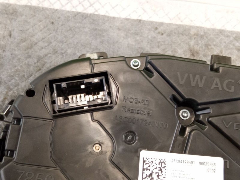 Recambio de cuadro instrumentos para seat ibiza referencia OEM IAM 6F0920740C  