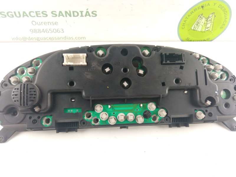Recambio de cuenta kilometros para peugeot 406 referencia OEM IAM 9630372780 110008882002 