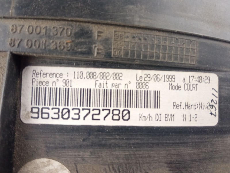 Recambio de cuenta kilometros para peugeot 406 referencia OEM IAM 9630372780 110008882002 