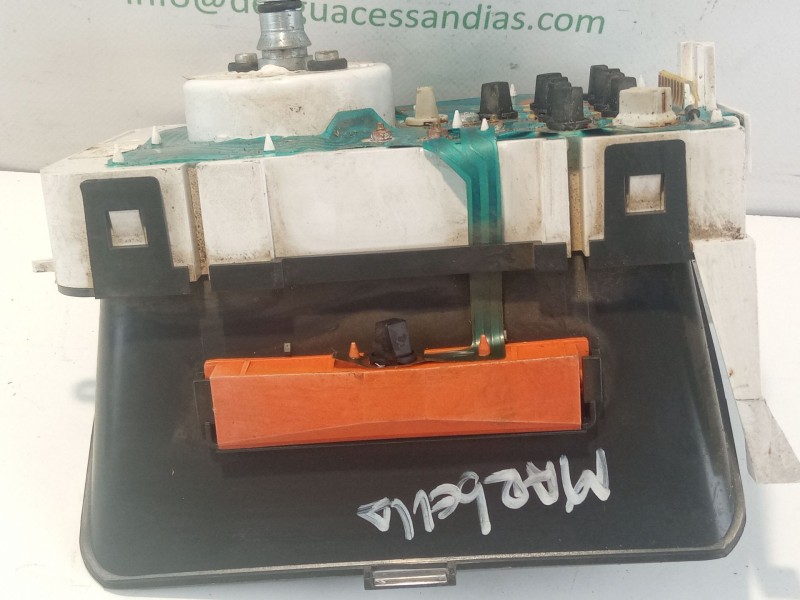 Recambio de cuenta kilometros para seat marbella referencia OEM IAM 3972666  