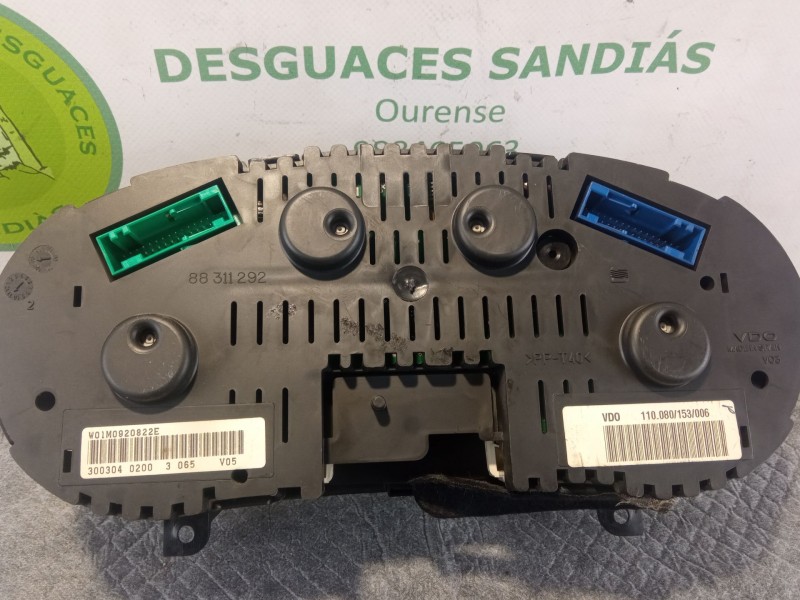 Recambio de cuenta kilometros para seat león referencia OEM IAM 88311292  