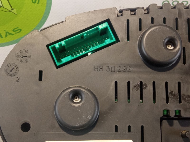 Recambio de cuenta kilometros para seat león referencia OEM IAM 88311292  