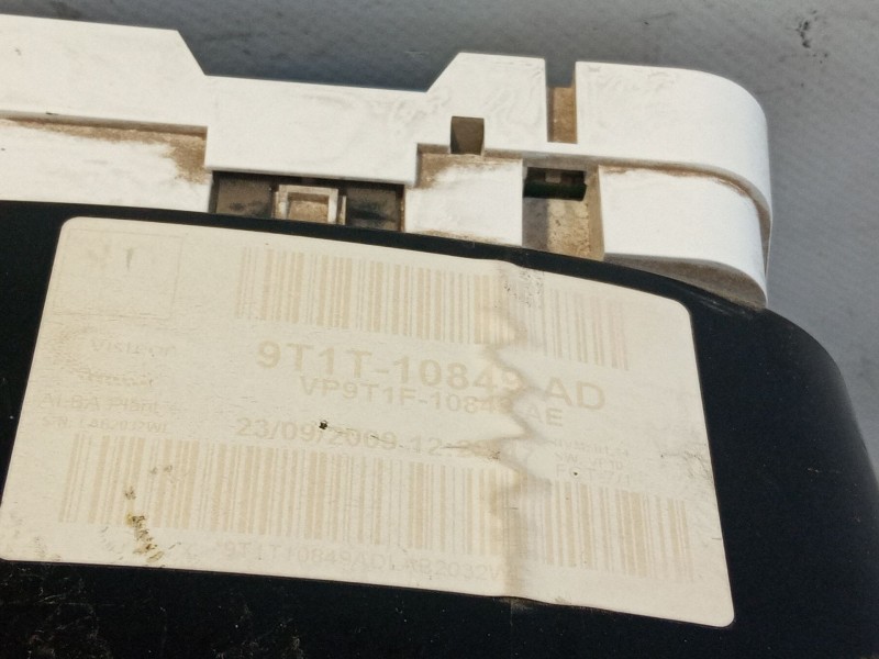 Recambio de cuenta kilometros para ford tourneo referencia OEM IAM 9T1T10849AD  