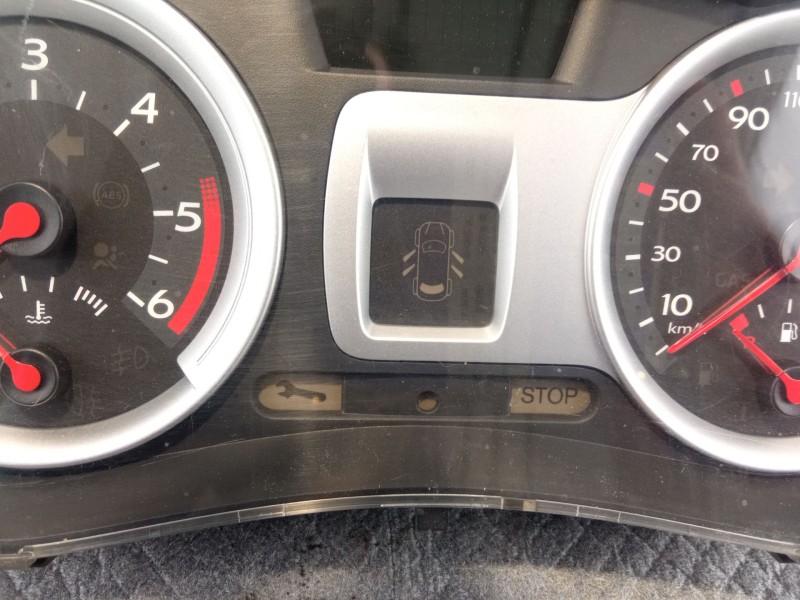 Recambio de cuenta kilometros para renault clio referencia OEM IAM 8200761861  