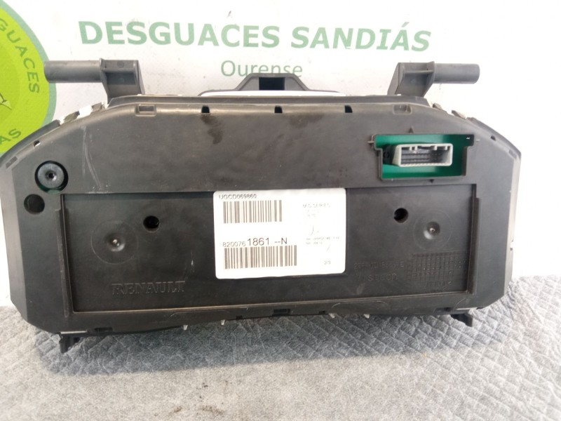 Recambio de cuenta kilometros para renault clio referencia OEM IAM 8200761861  
