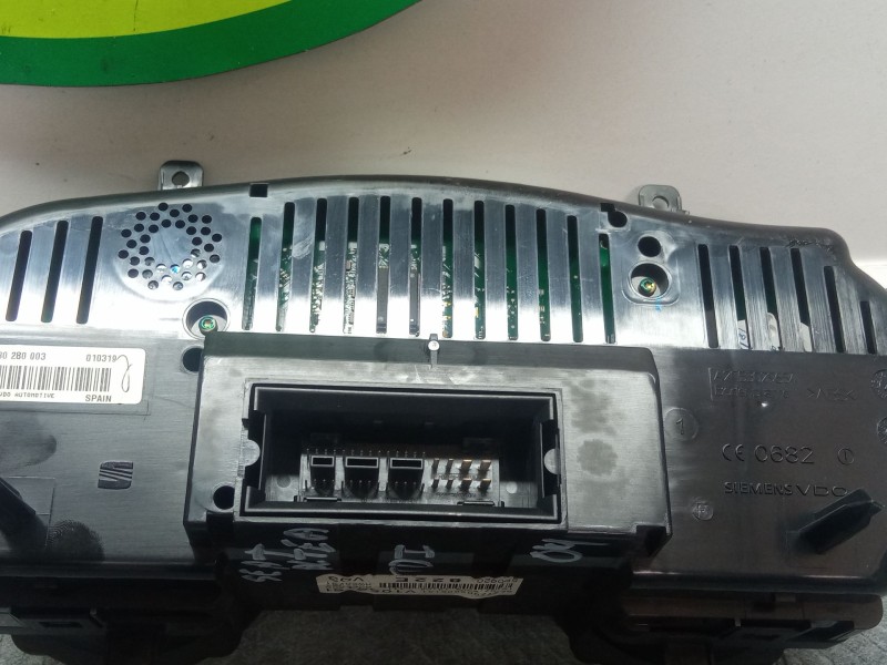 Recambio de cuenta kilometros para seat altea referencia OEM IAM V1056161  