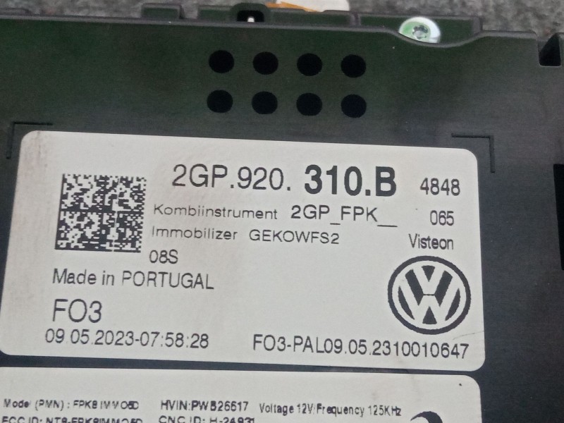 Recambio de cuenta kilometros para volkswagen polo referencia OEM IAM 2GP920310B  