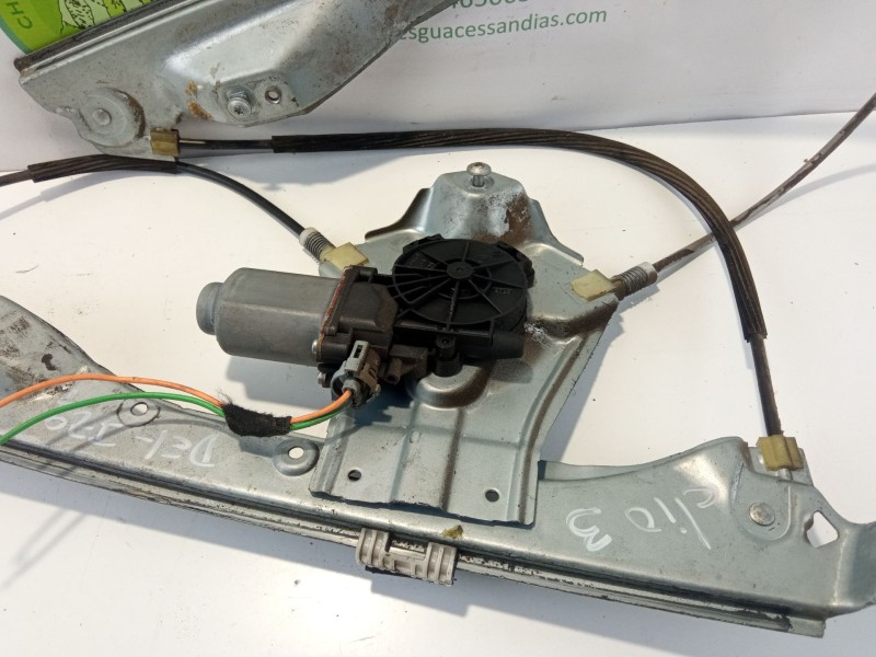 Recambio de elevalunas delantero izquierdo para renault clio referencia OEM IAM 8200291145  