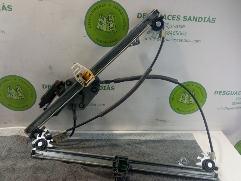Recambio de elevalunas delantero izquierdo para renault megane referencia OEM IAM   