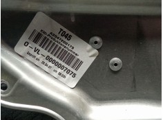 Recambio de elevalunas delantero izquierdo para mercedes-benz c220 referencia OEM IAM A2047200179   2