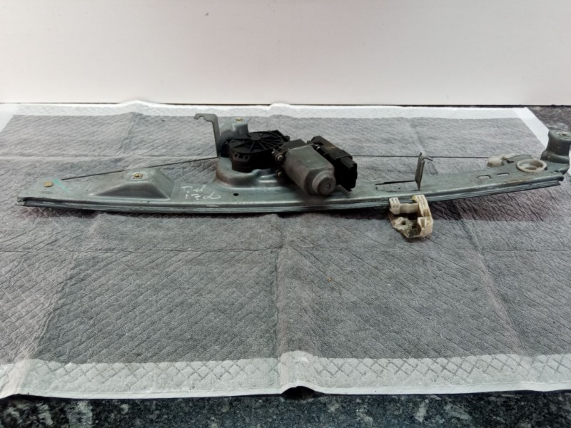 Recambio de elevalunas delantero izquierdo para renault scenic referencia OEM IAM   