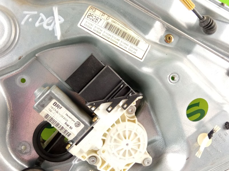 Recambio de elevalunas trasero derecho para seat leon 1.9 tdi 6v d/arl referencia OEM IAM   