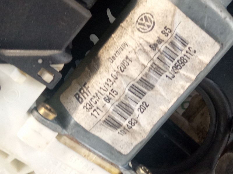 Recambio de elevalunas trasero izquierdo para seat toledo referencia OEM IAM 1M0839755  