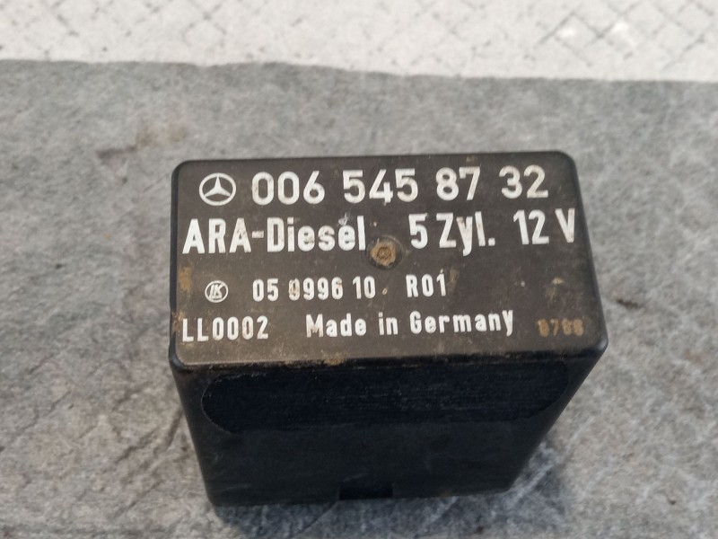 Recambio de relé inyeccion para mercedes-benz 250d referencia OEM IAM 0065458732  