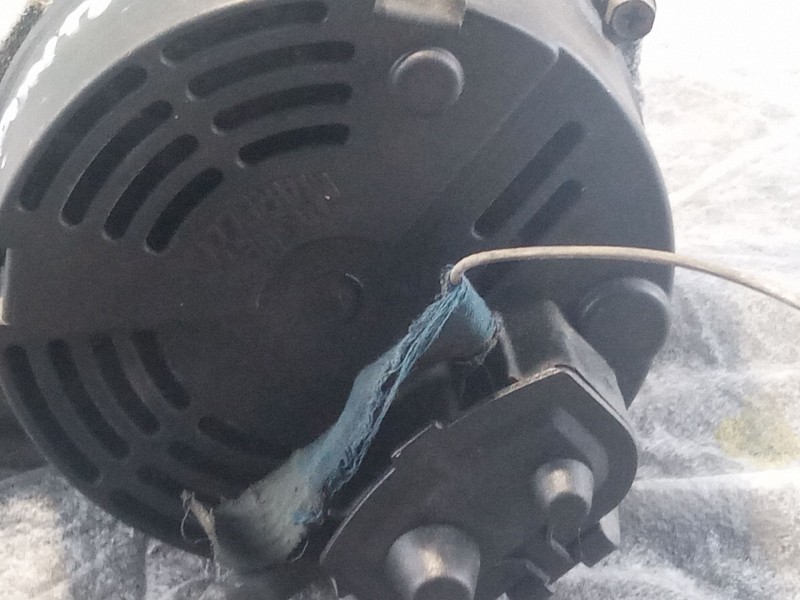 Recambio de alternador 65a/14v para fiat punto referencia OEM IAM 46430527  