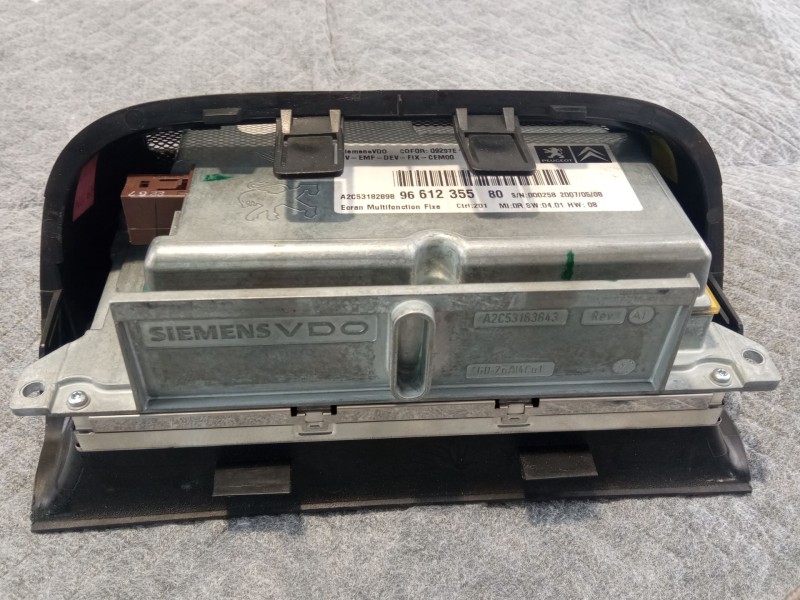Recambio de pantalla multifuncion para peugeot 307 referencia OEM IAM 9661235580  